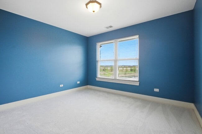 Building Photo - 15749 W Crobally Way
