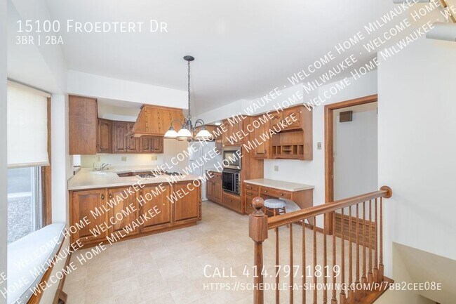 Building Photo - Discover the charm of living in Elm Grove ...