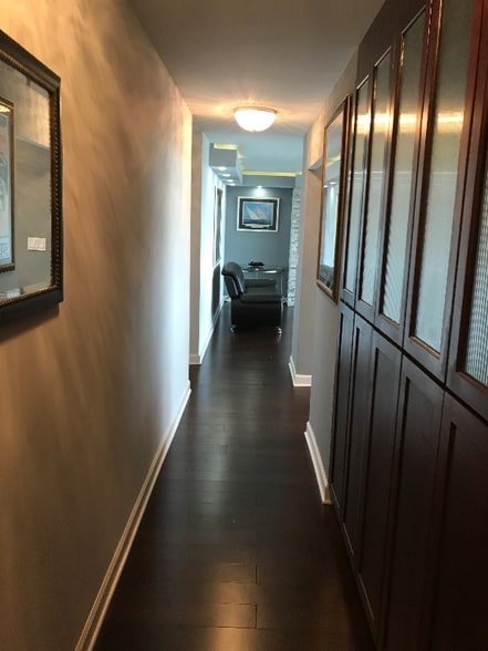 Building Photo - 3440 N Lake Shore Dr