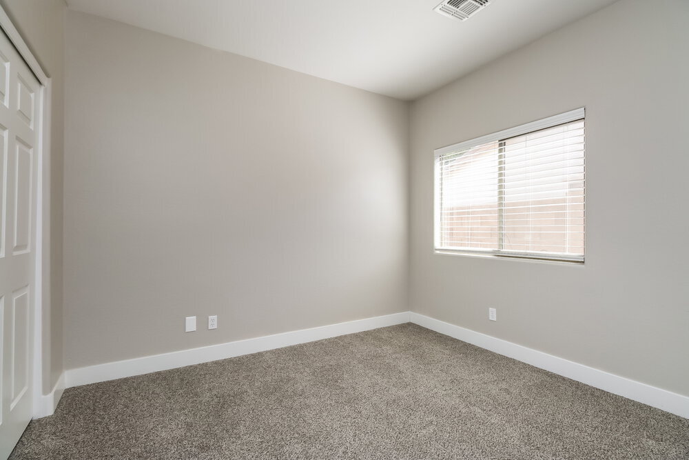 Building Photo - 21264 E Twin Acres Dr