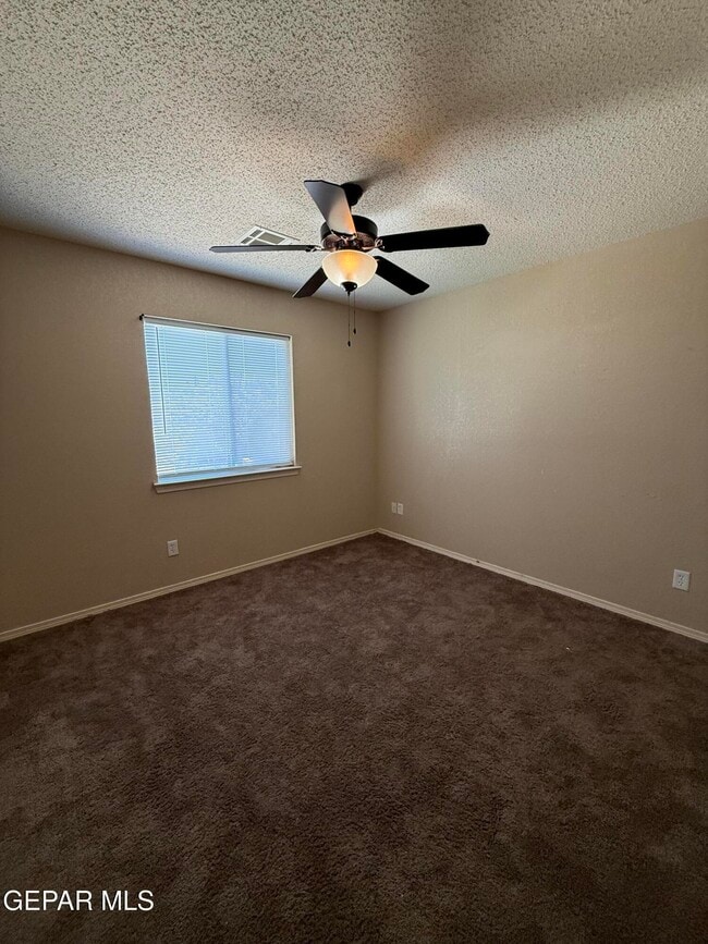Building Photo - 14345 Desert Sage Dr