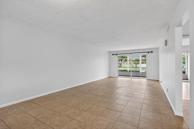 Building Photo - 2501 Antigua Terrace