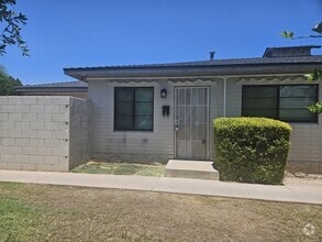 Building Photo - 315 S Hobson