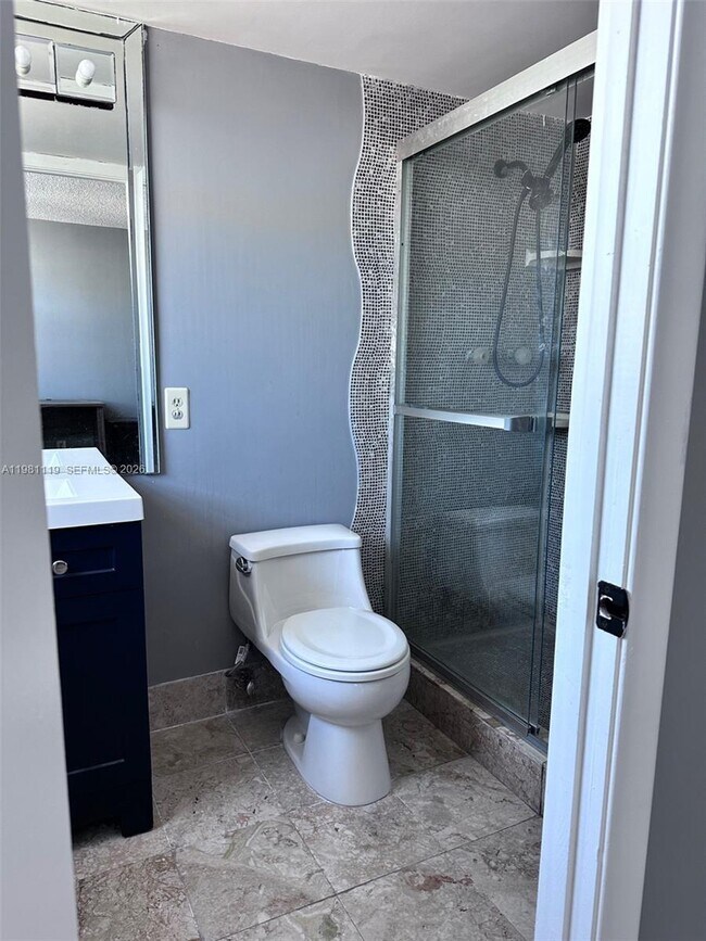 Building Photo - 137 Golden Isles Dr