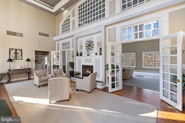 Building Photo - 15516 Three Otters Pl