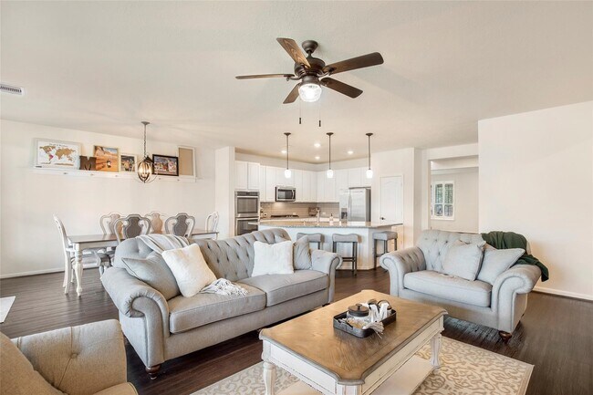 Building Photo - 20810 Oak Preserve Dr
