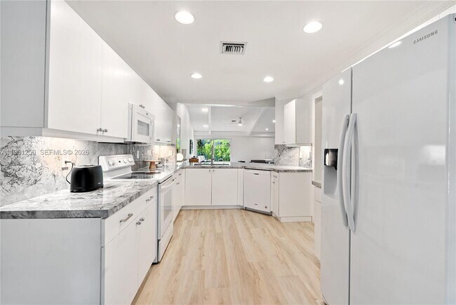 Building Photo - 2090 Borealis Way