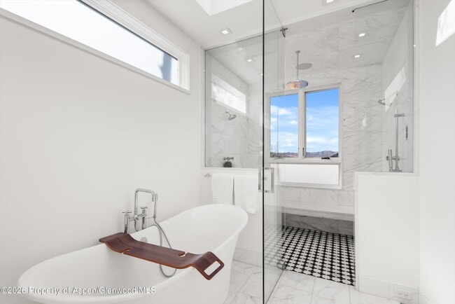 Building Photo - 191 Skimming Ln