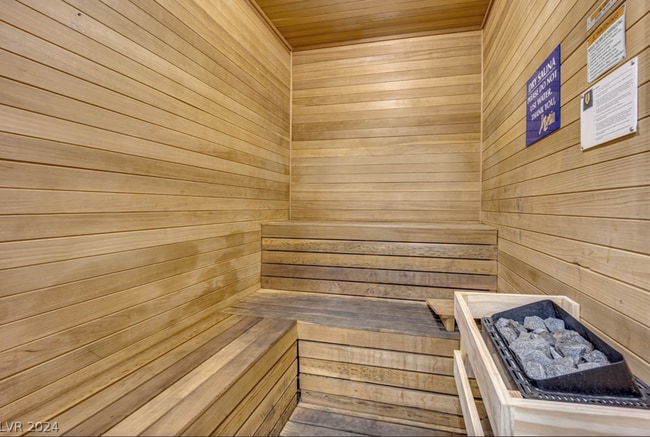 Sauna - 7189 S Durango Dr