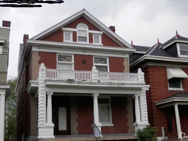 Building Photo - 535 Maple Ave