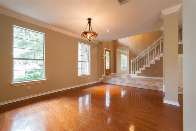 Building Photo - 1701 Idle Hour Cove