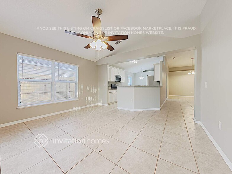 Building Photo - 14520 Lake Price Dr