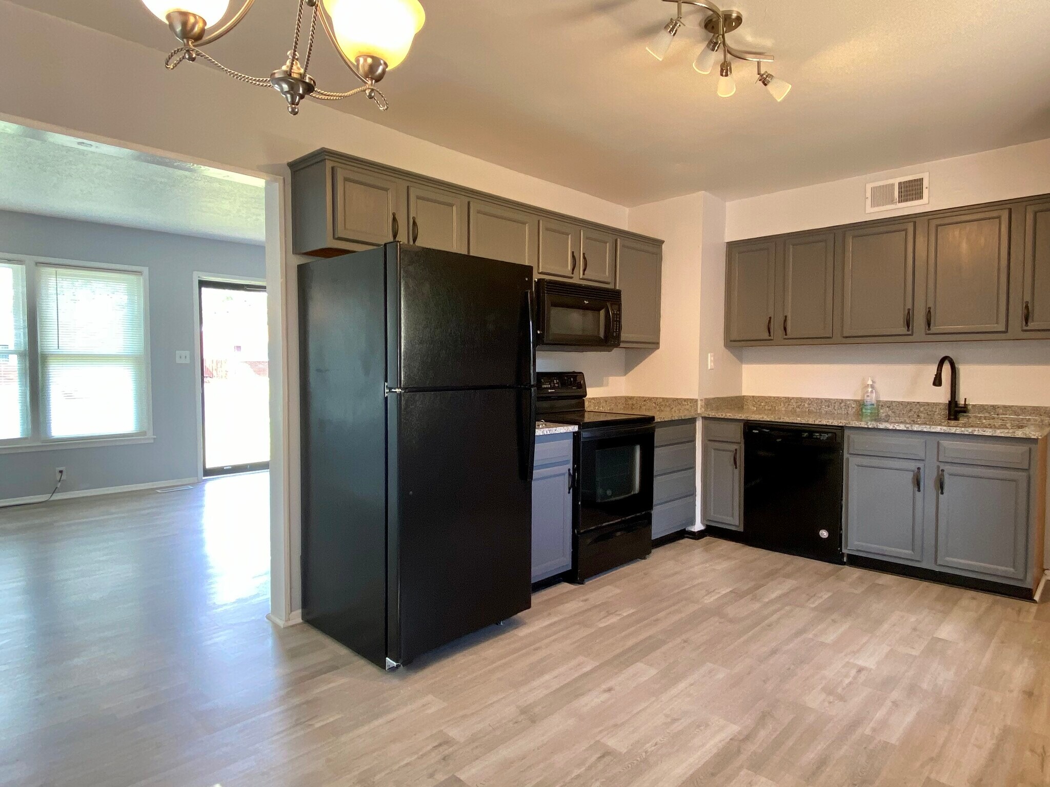 Building Photo - 6300 Hackberry Way