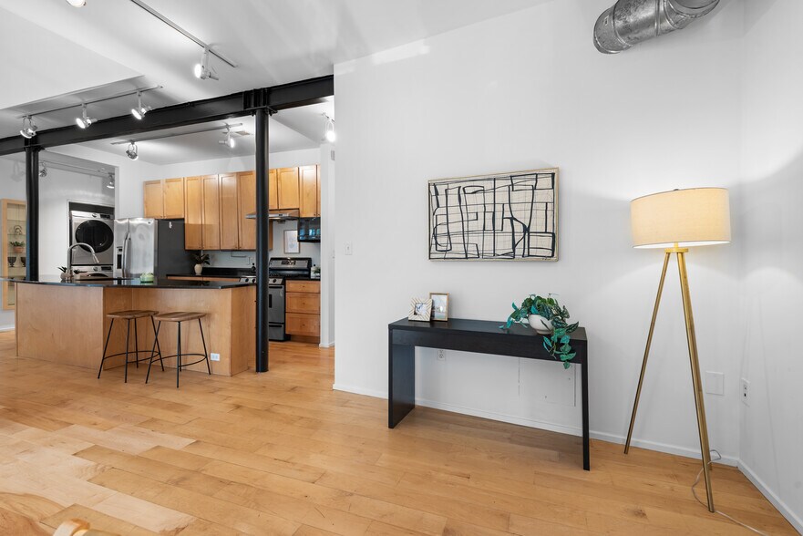 Building Photo - 2307 15th St NW