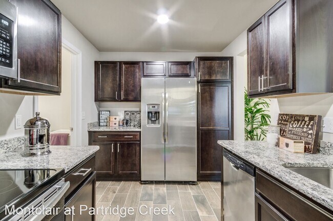 Building Photo - 3 br, 2 bath Apartment - Montclair at Part...
