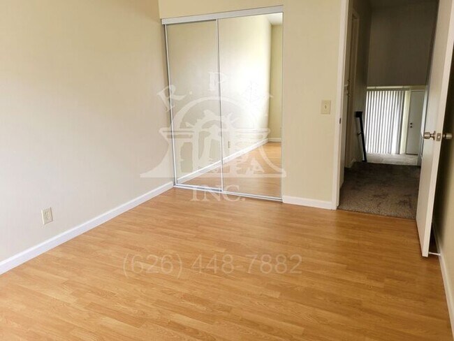 Building Photo - Spacious 2 Bedroom, 1 ¾ Bathroom Condo in Rosemead, CA.
