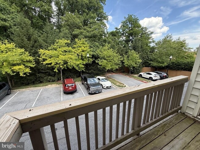 Building Photo - 10292 Chestnut Park Ln