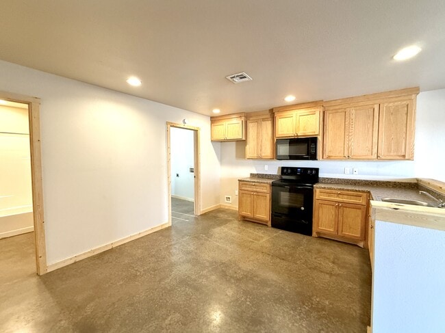 Building Photo - 11957 Sandpiper Rd