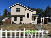 Building Photo - Fern Hill Family Home: Jack & Jill Bath, F...