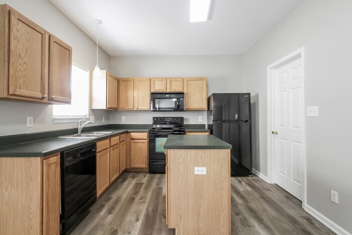 Building Photo - 3055 Harvest Grove Ln