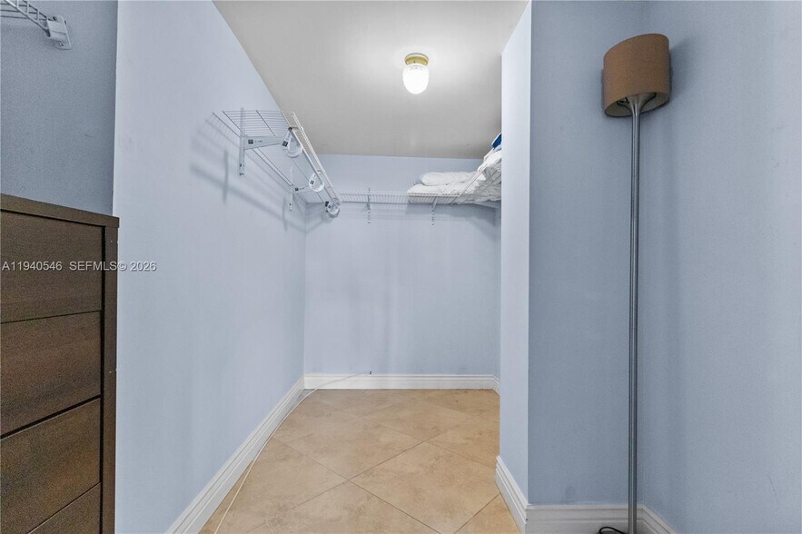 Building Photo - 600 Three Islands Blvd