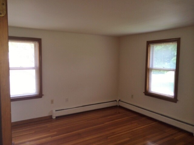 Building Photo - 28 Stockbridge St