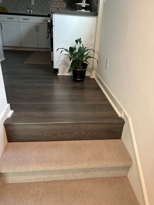 Building Photo - 344 Millstream Ct