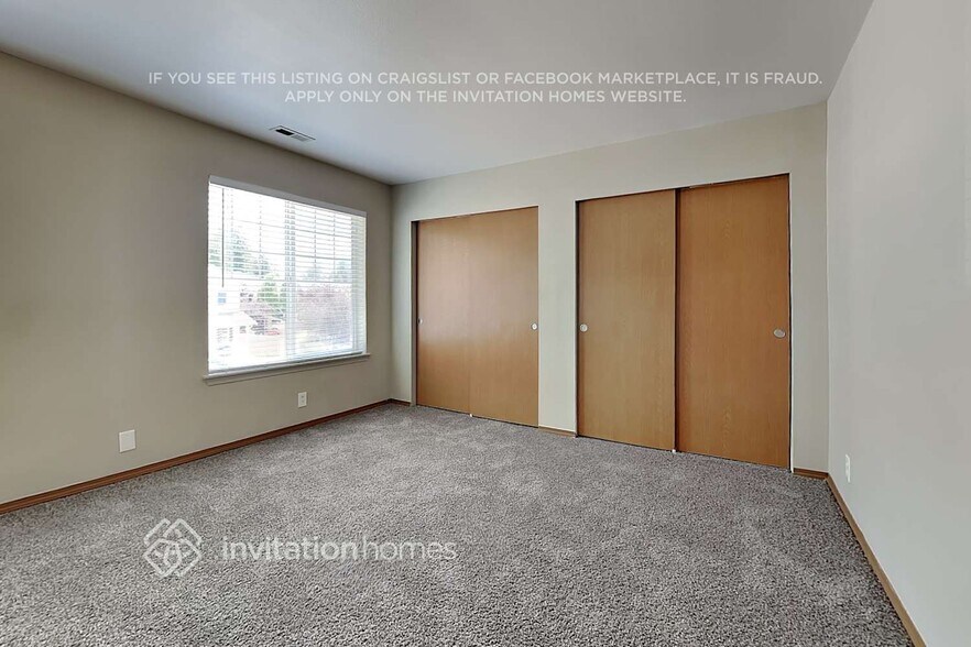 Building Photo - 20120 15th Ave E