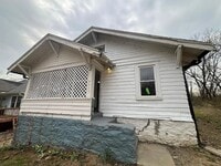 Building Photo - 4930 Park Ave