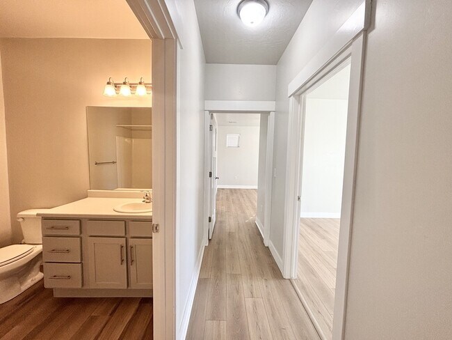 Building Photo - 13084 S Tortola Dr