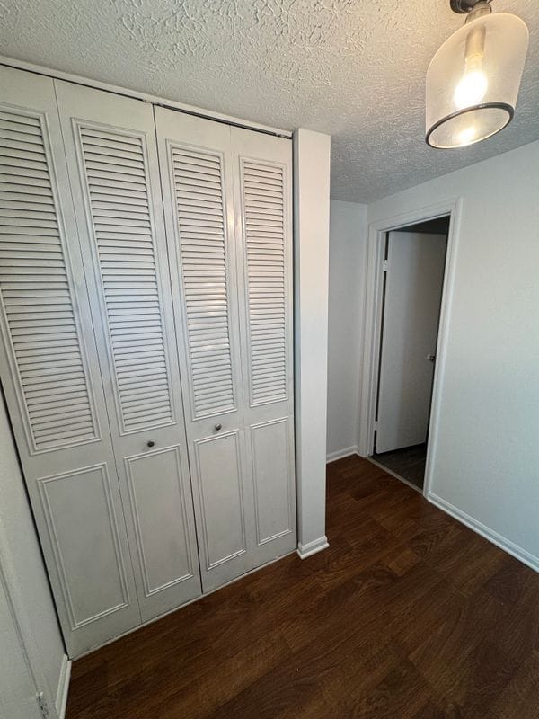 Building Photo - 9730 Red Clover Ct