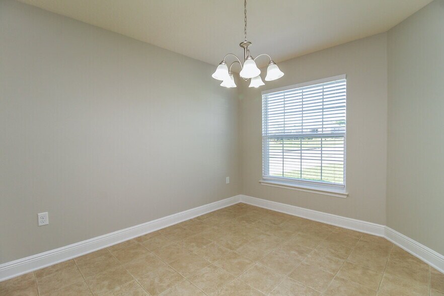 Building Photo - 509 Edith Dr