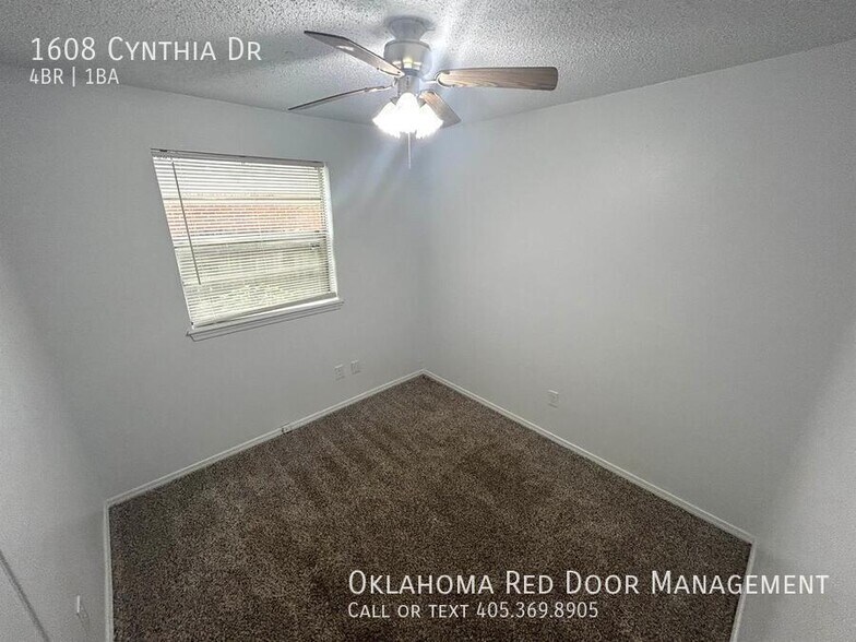 Building Photo - 1608 Cynthia Dr
