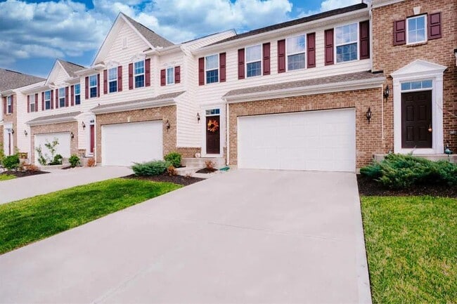 Building Photo - 3297 Cres Falls Way