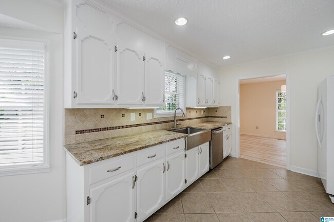 Building Photo - 1828 Jacobs Ln