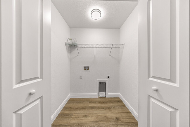 Building Photo - Beautiful New Home in Prime Summerfield Lo...