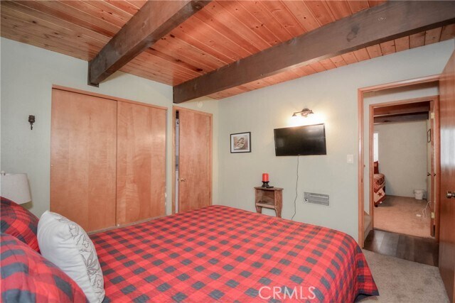 Building Photo - 828 Fern Dr