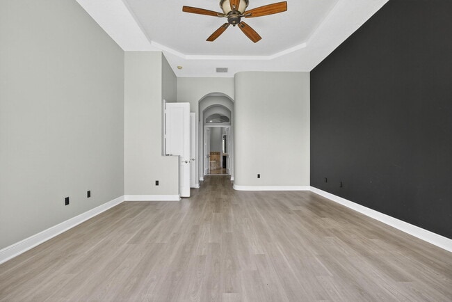 Building Photo - 2162 Stotesbury Way