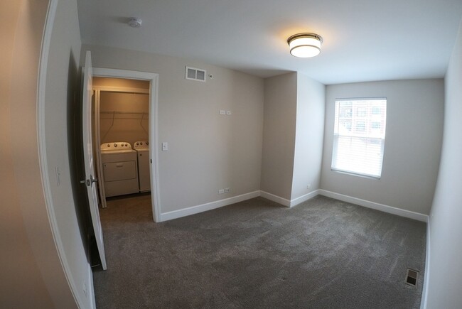 Building Photo - 10750 Clock Tower Dr