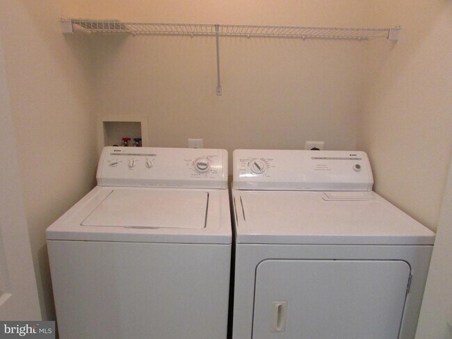 Building Photo - 4314 Vintage Ivy Ln