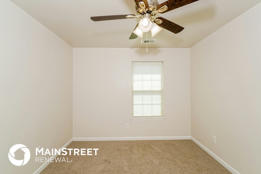 Building Photo - 149 Martin Dr