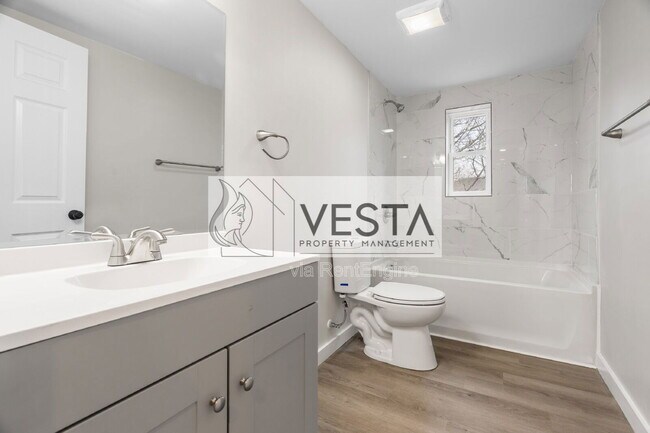 Building Photo - 2383 Dutch Cove Rd