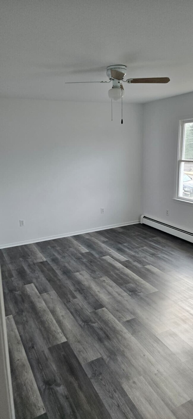 Building Photo - 5 Union St