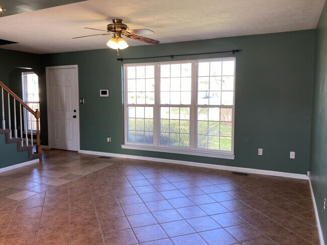 Building Photo - **Backyard offers Country Setting in City ...