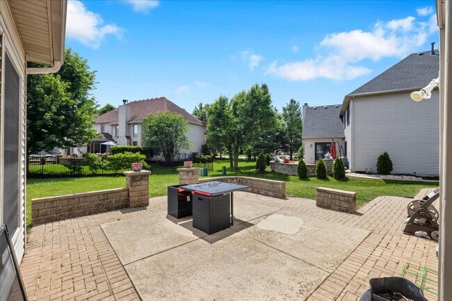 Building Photo - 24963 Heritage Oaks Dr