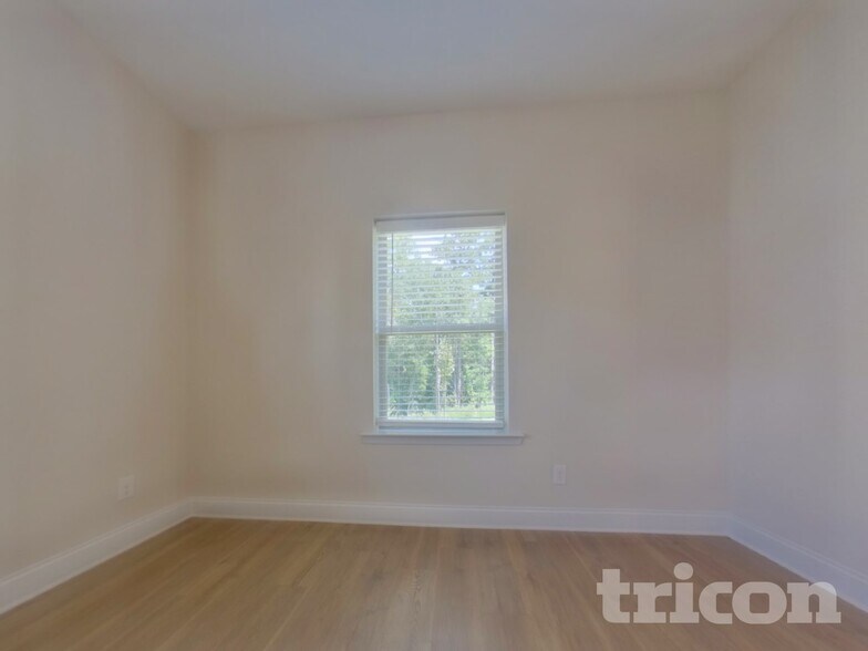 Building Photo - 446 Cantrell Dr