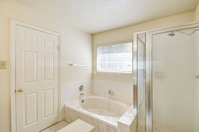 Building Photo - 14222 Heather Falls Way