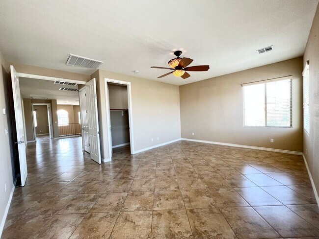 Building Photo - STUNNING 3BD/2.5BA HOME W/ TESLA SOLAR, POOL, SPA, & LOFT!!