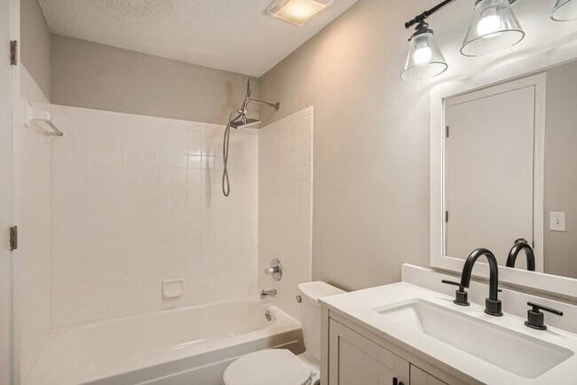 Building Photo - 5934 Sunrise Ct