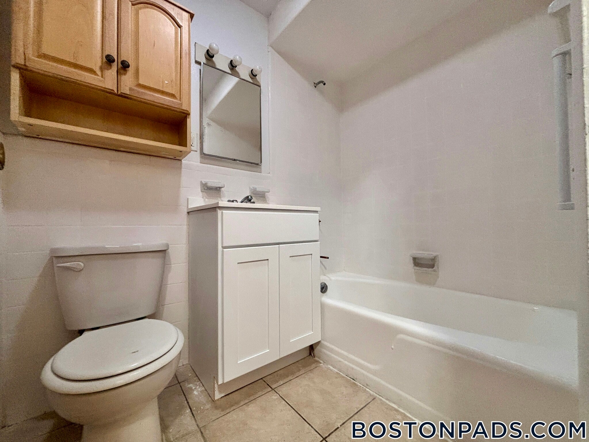 Building Photo - 312 Tappan St